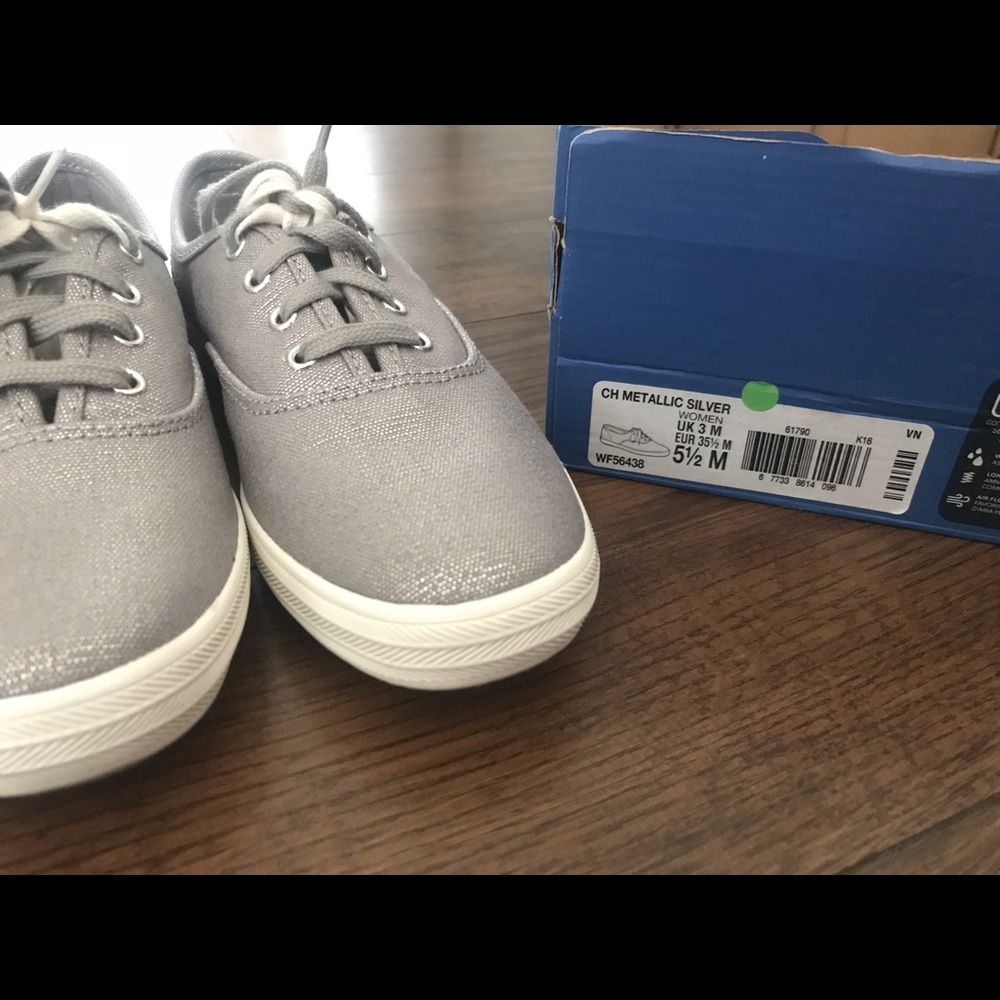 🆕 Champion Metallic Silver Women’s Ortholite Keds